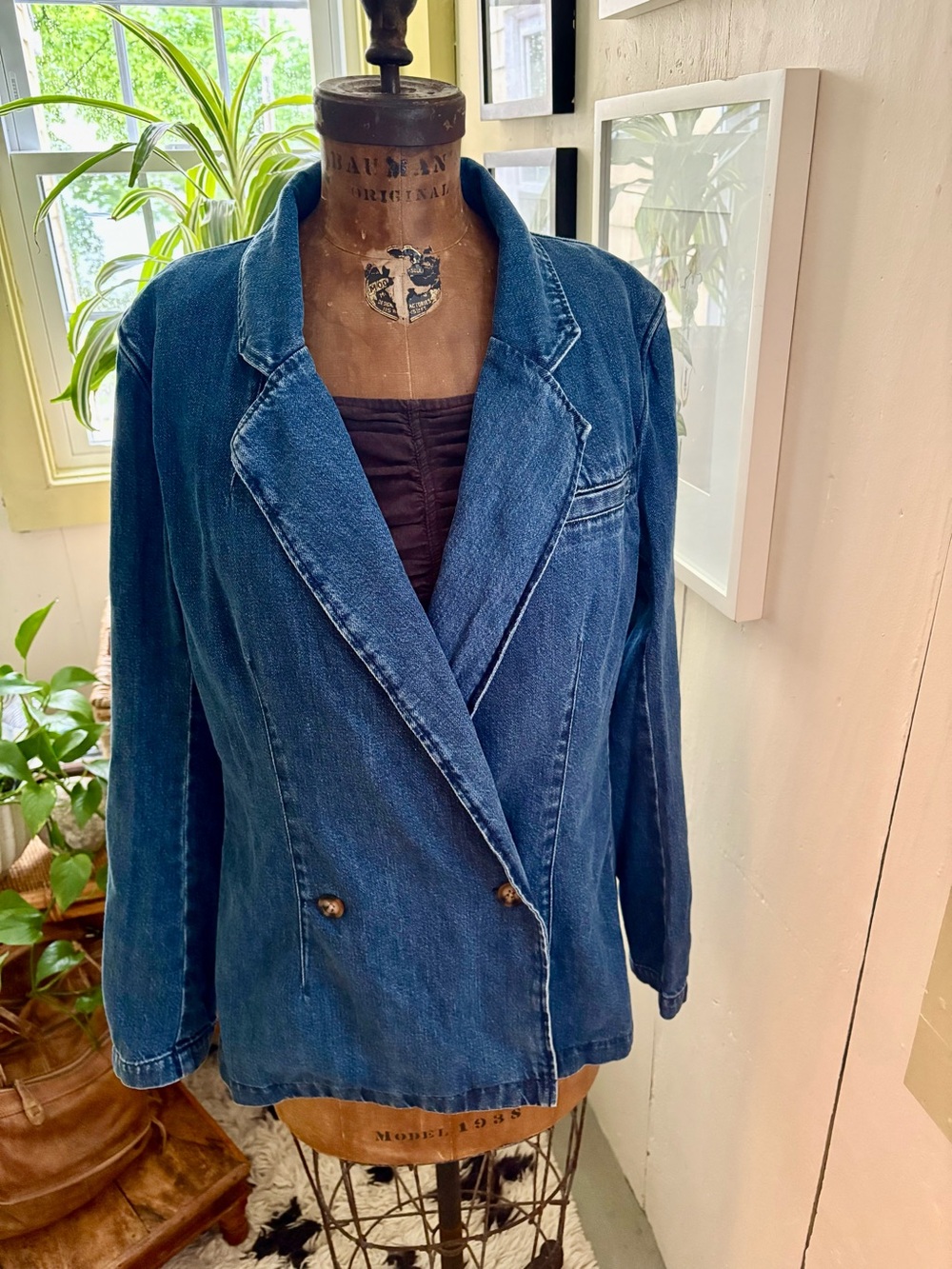Anthropologie Boyish Brand Classic Denim Double-Breasted Blazer in Medium.